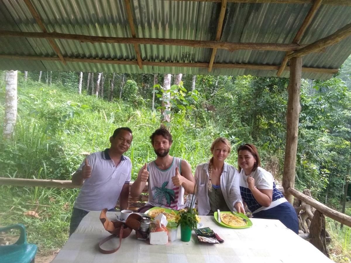 Landak River Guest House Only Trekking With Us Букит Лаванг Екстериор снимка